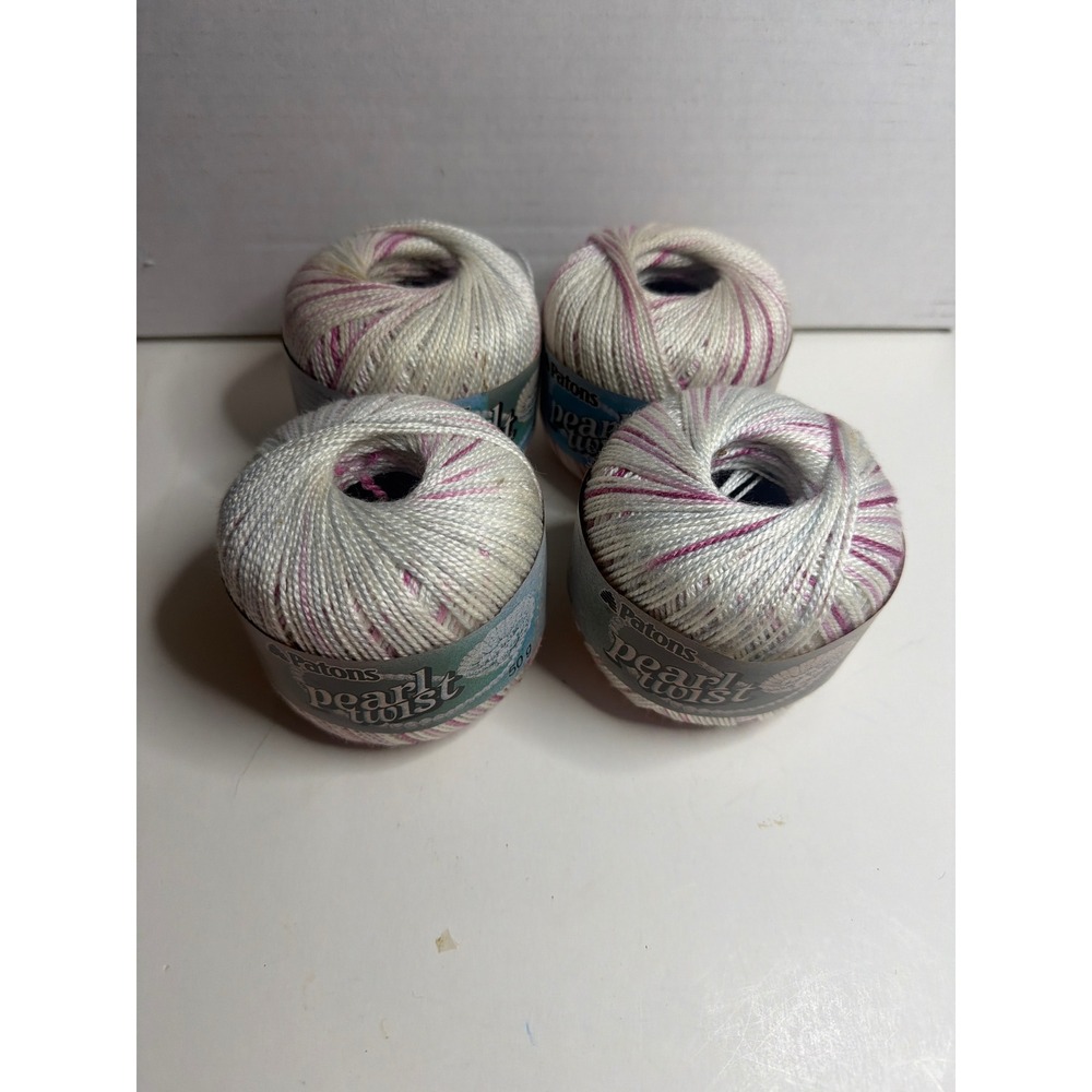 Patons Pearl Twist Yarn 4 Skeins White Pink Variegated 50g 0126 Lot 39 Canada